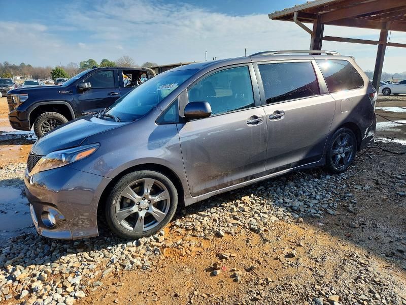 2017 Toyota Sienna se