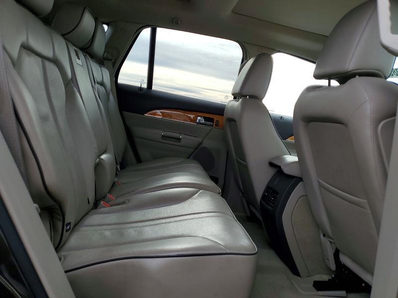 2011 Lincoln Townhouse MKX