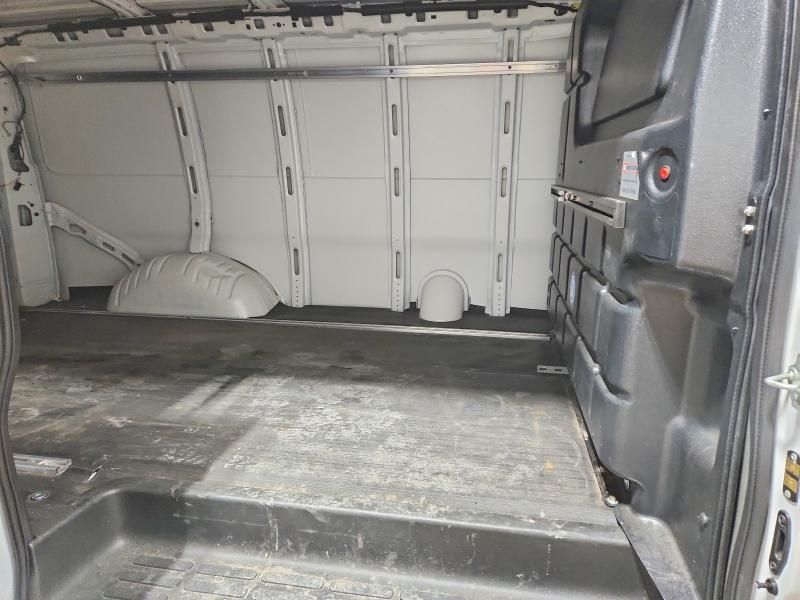 2025 Chevrolet Express G2500