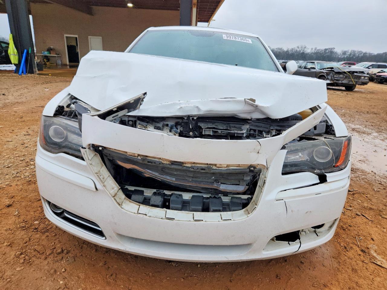 2013 Chrysler 300 s