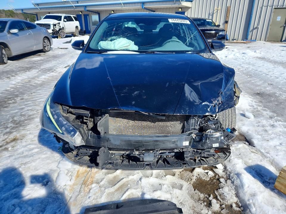 2022 Hyundai Elantra sel