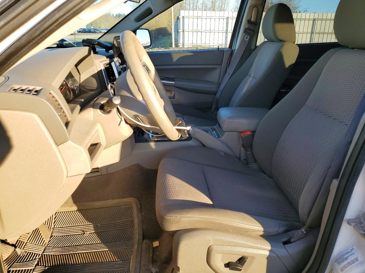 2009 Jeep Grand Cherokee Laredo
