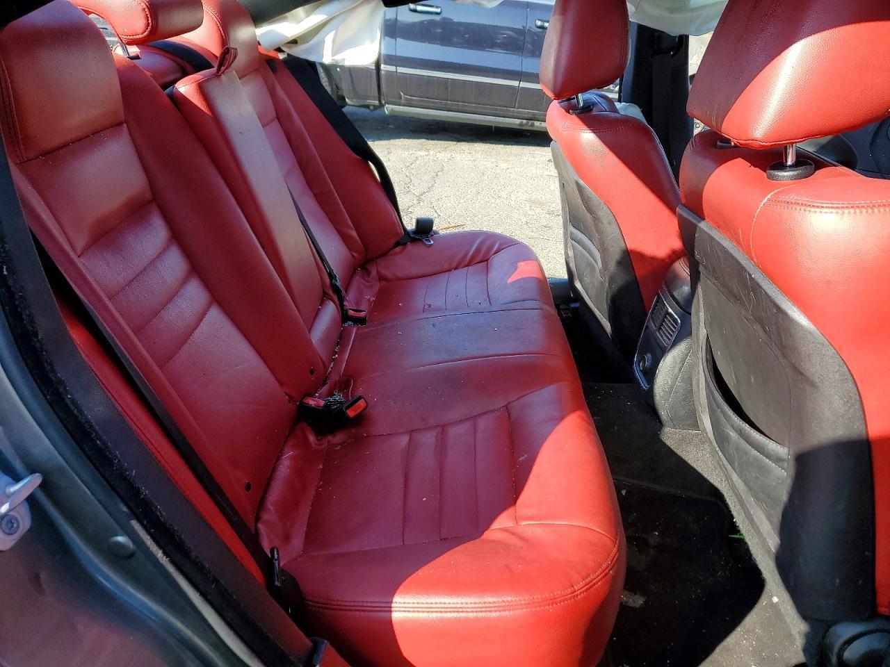 2012 Dodge Charger sxt