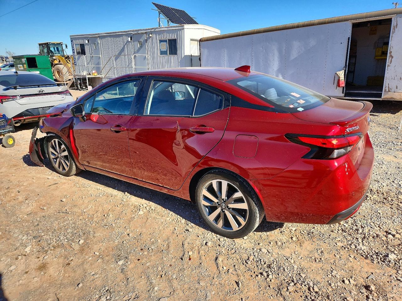 2020 Nissan Versa sr