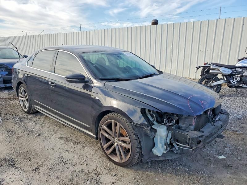 2017 Volkswagen Passat R-line