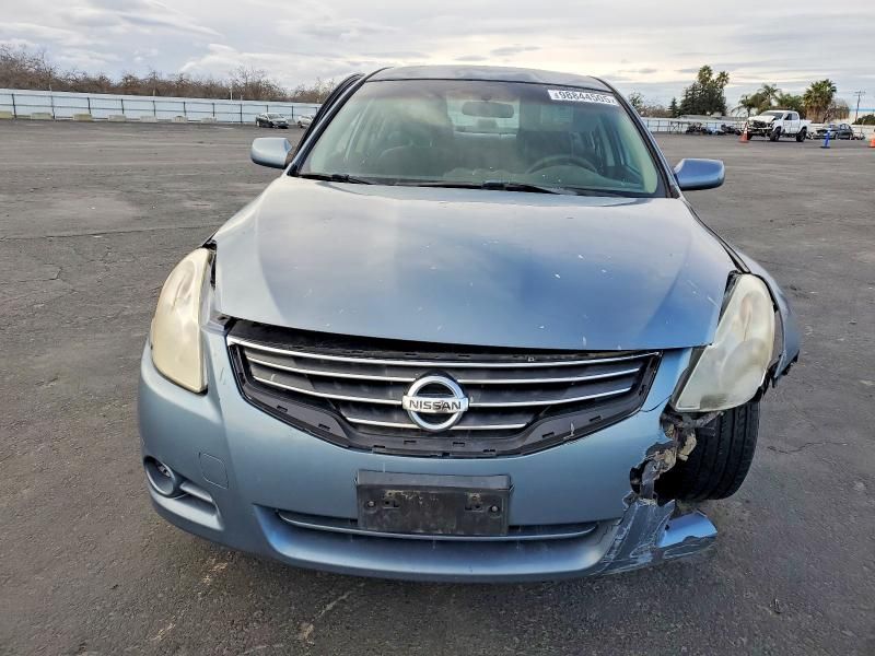 2011 Nissan Altima Base