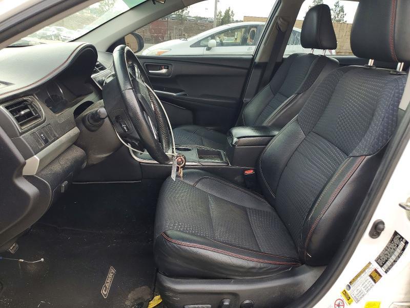 2015 Toyota Camry le