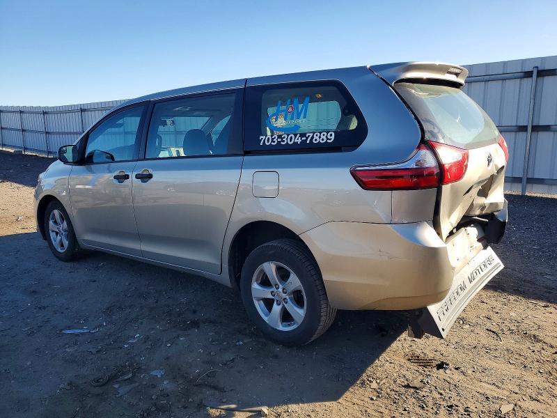 2017 Toyota Sienna le 7-passenger