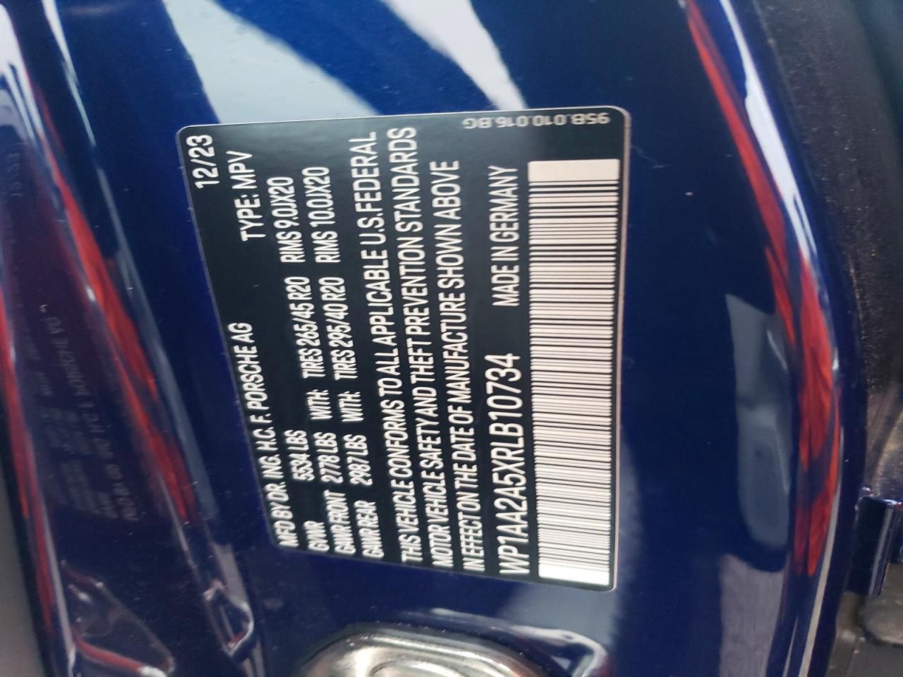 2024 Porsche Macan Base