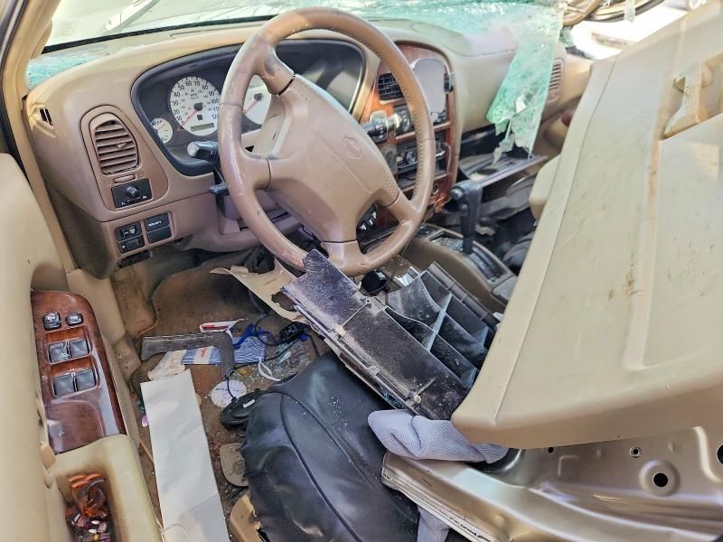 1999 Nissan Pathfinder xe