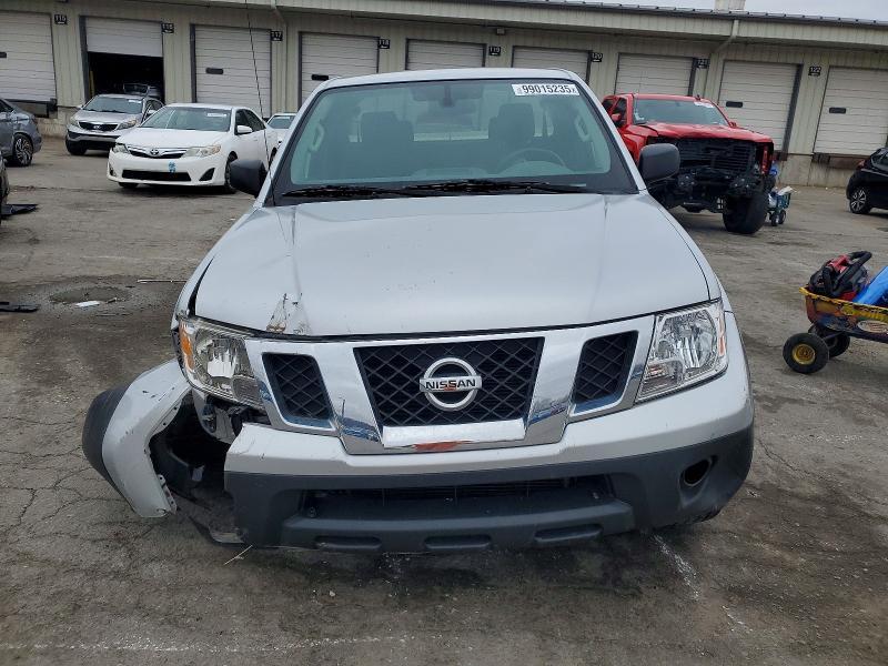 2016 Nissan Frontier s
