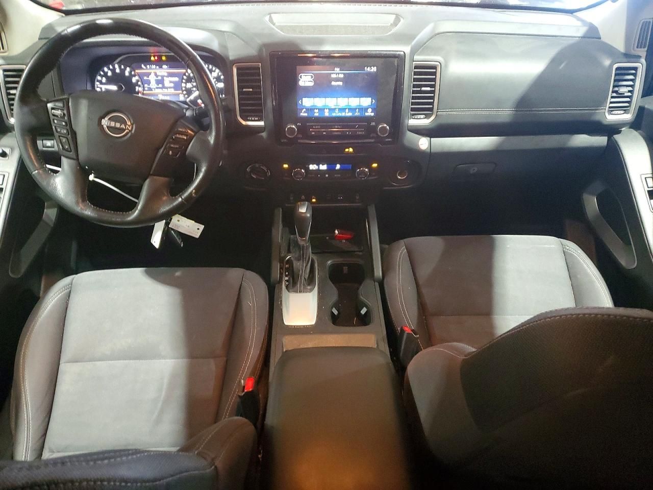 2022 Nissan Frontier s