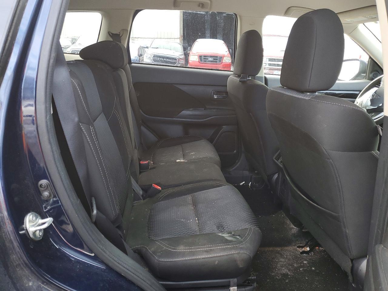 2020 Mitsubishi Outlander se