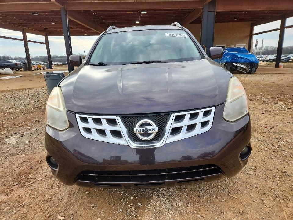 2013 Nissan Rogue s