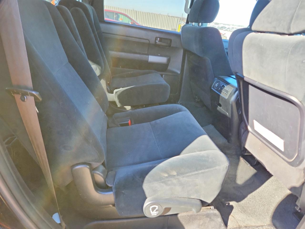 2012 Toyota Sequoia SR5