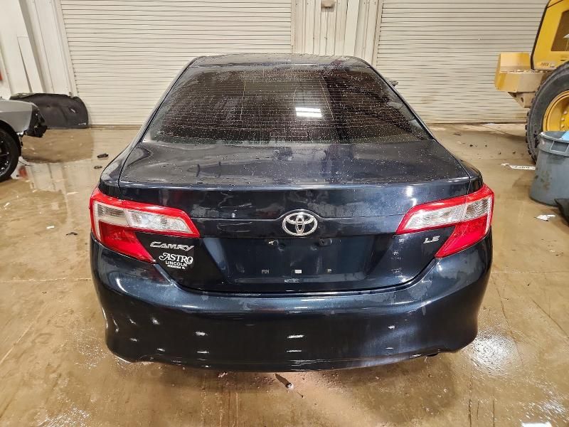2013 Toyota Camry le