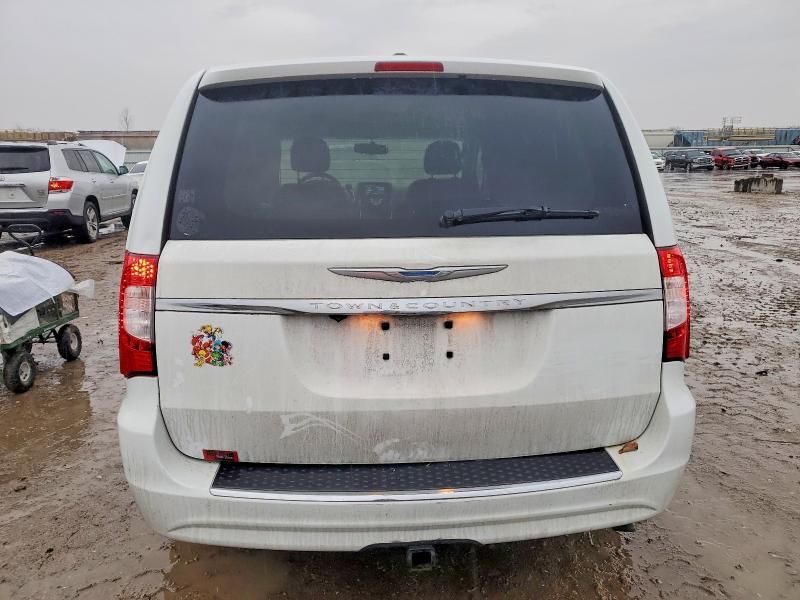 2014 Chrysler Town & Country Touring
