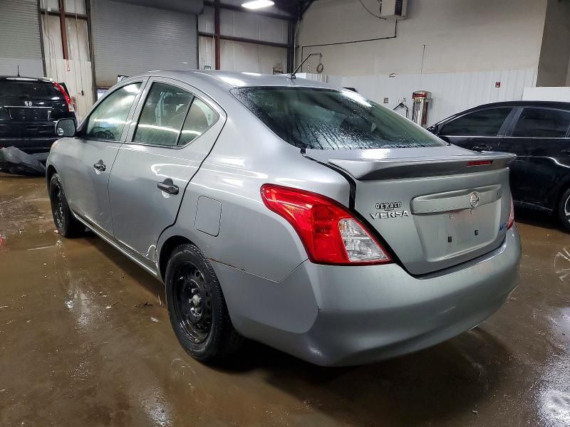 2014 Nissan Versa s