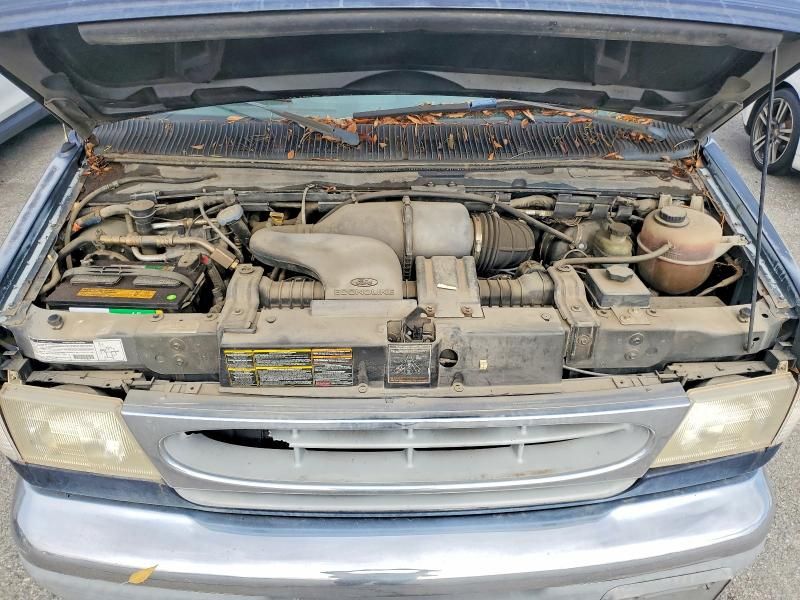 1999 Ford Econoline E150 van