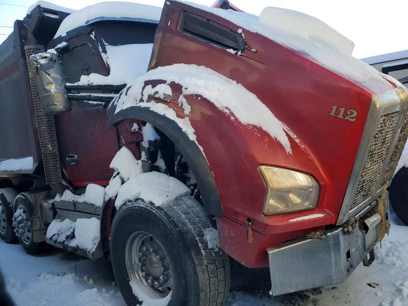 2020 Kenworth T880 Dump Truck