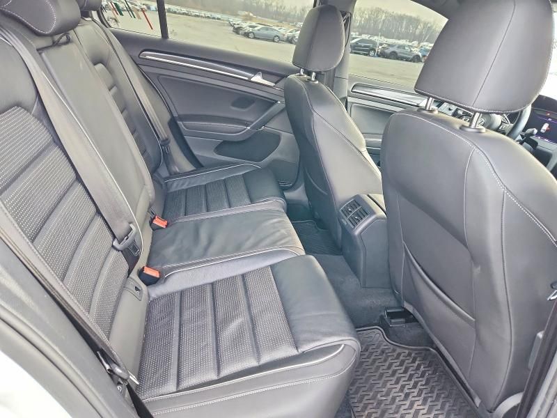 2019 Volkswagen Golf r