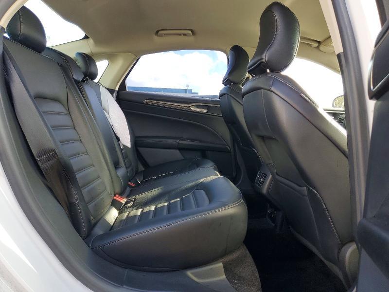 2017 Ford Fusion se Hybrid