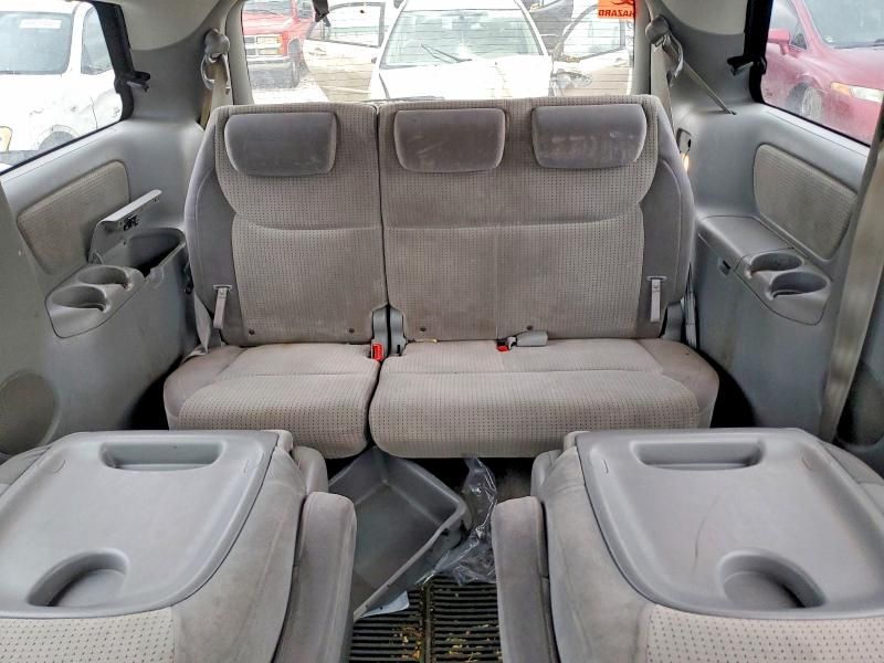 2009 Toyota Sienna ce
