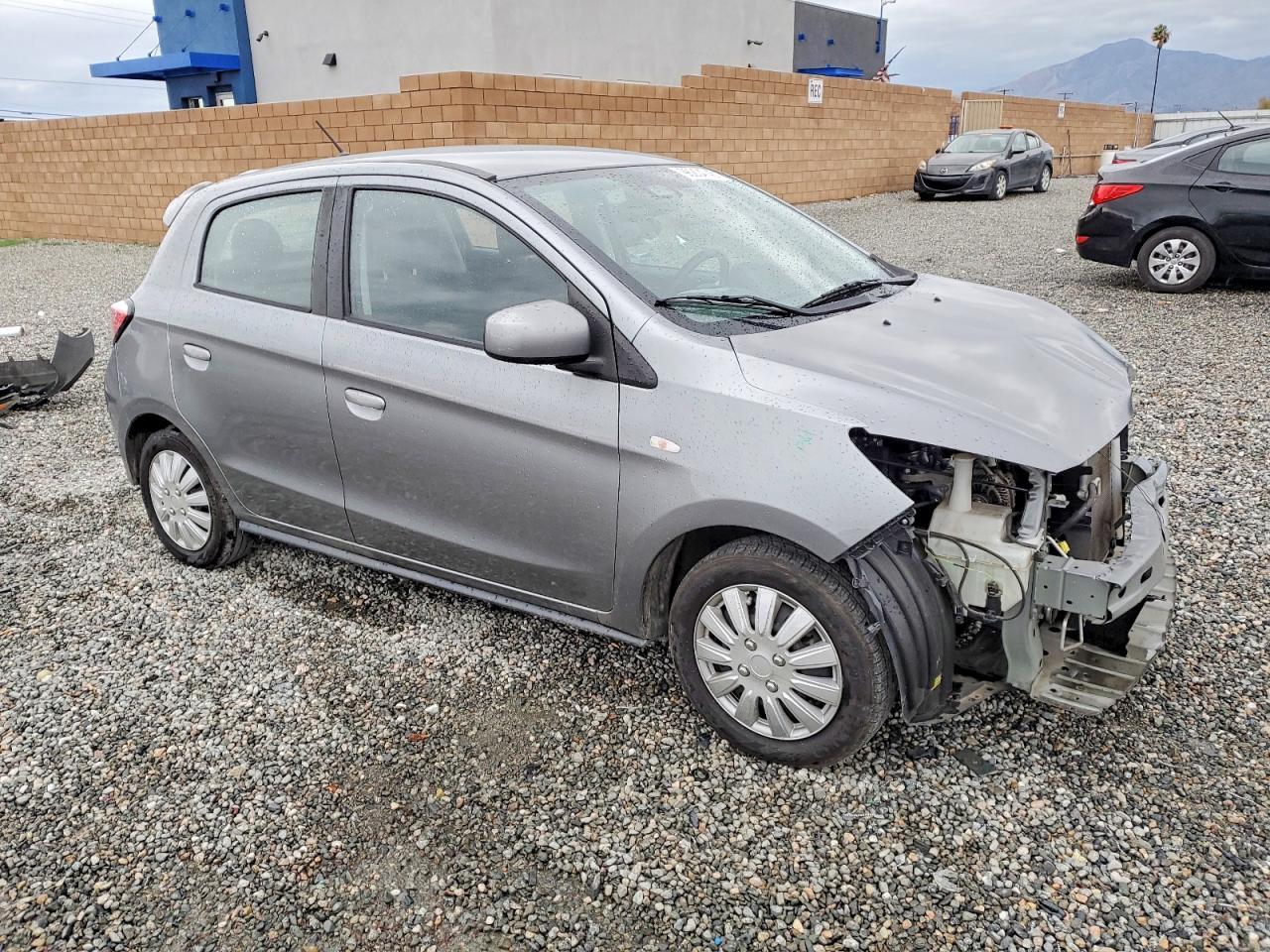 2021 Mitsubishi Mirage es