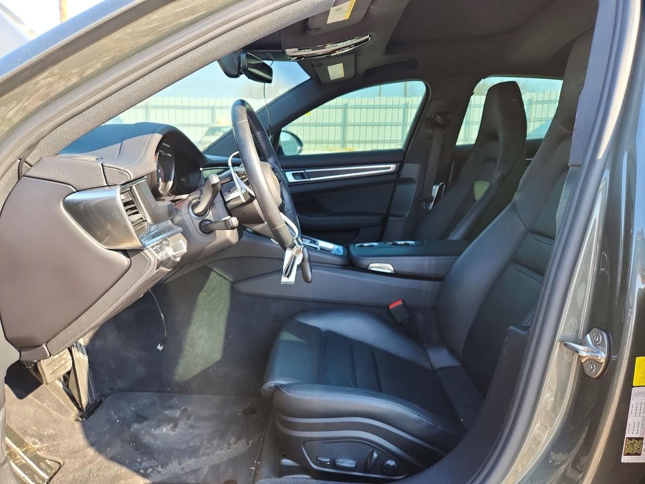 2022 Porsche Panamera Base