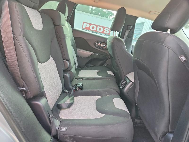 2014 Jeep Cherokee Sport