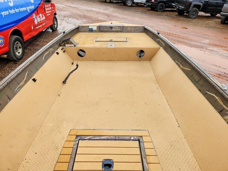 2013 Seaark Boat-boat