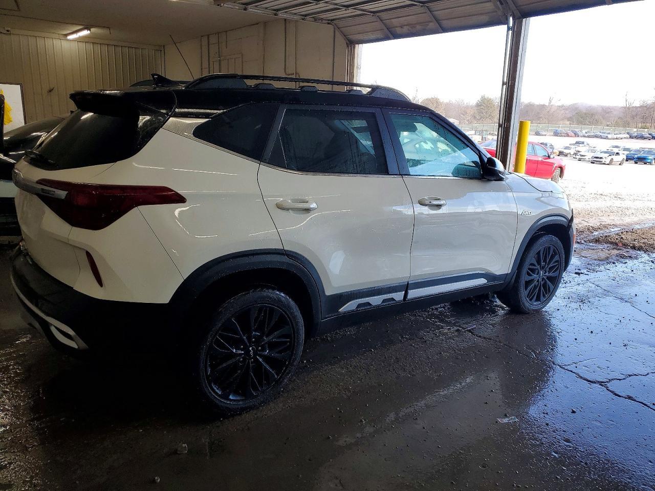 2022 KIA Seltos Nightfall
