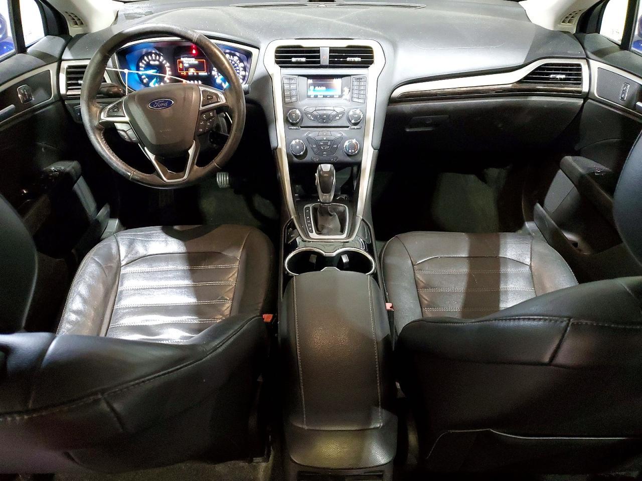 2016 Ford Fusion se