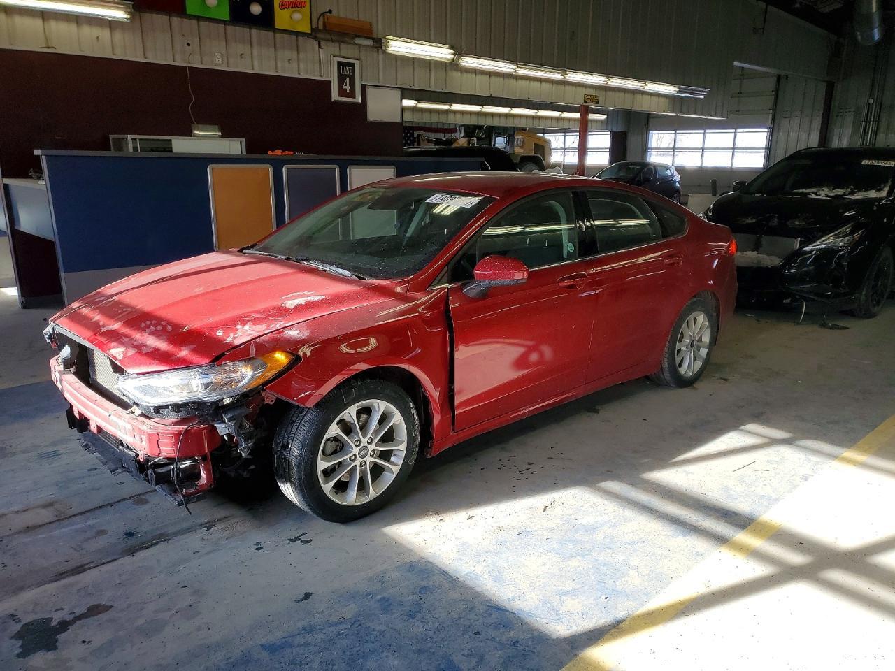 2020 Ford Fusion se
