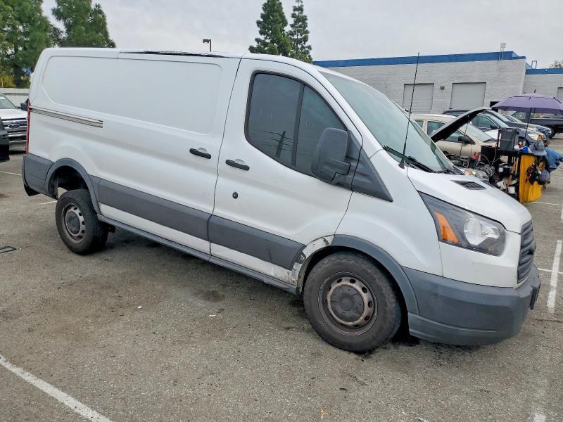 2018 Ford Transit T-250