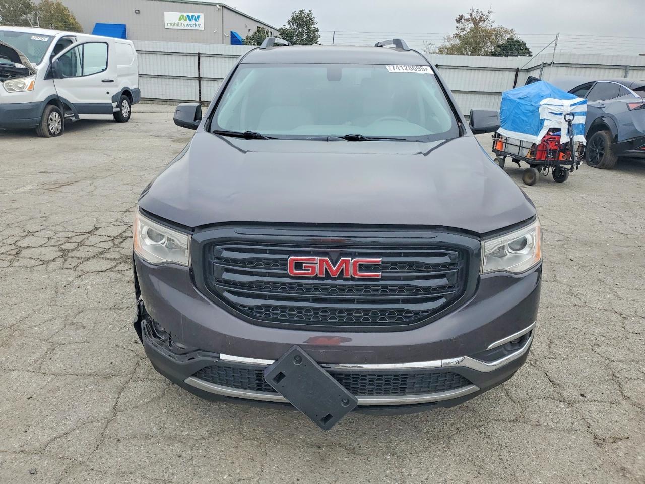 2017 GMC Acadia sle