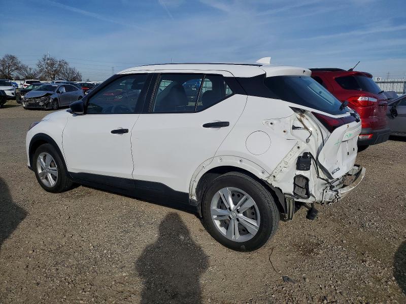 2022 Nissan Kicks s