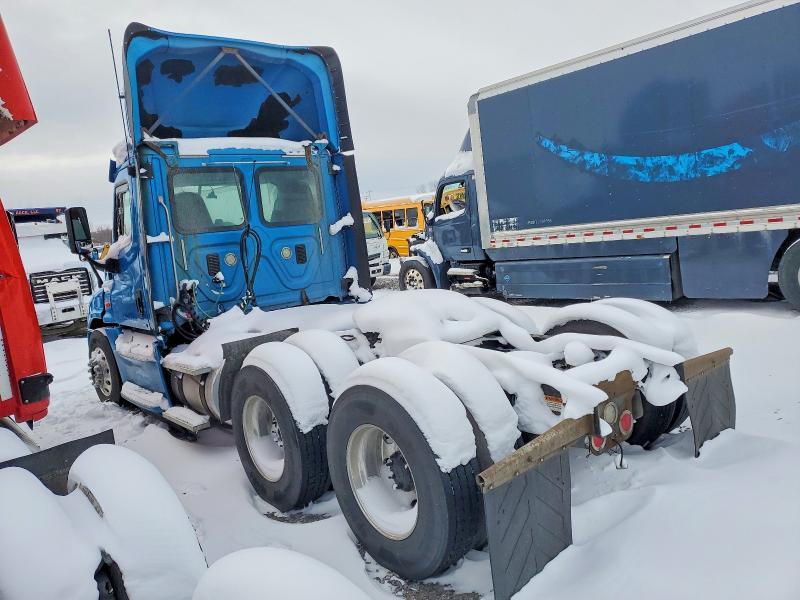 2017 Freigliner 2017 Freightliner Cascadia 125 Semi Truck