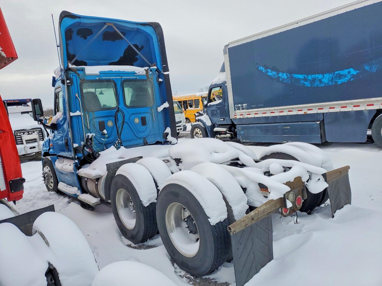 2017 Freigliner 2017 Freightliner Cascadia 125 Semi Truck