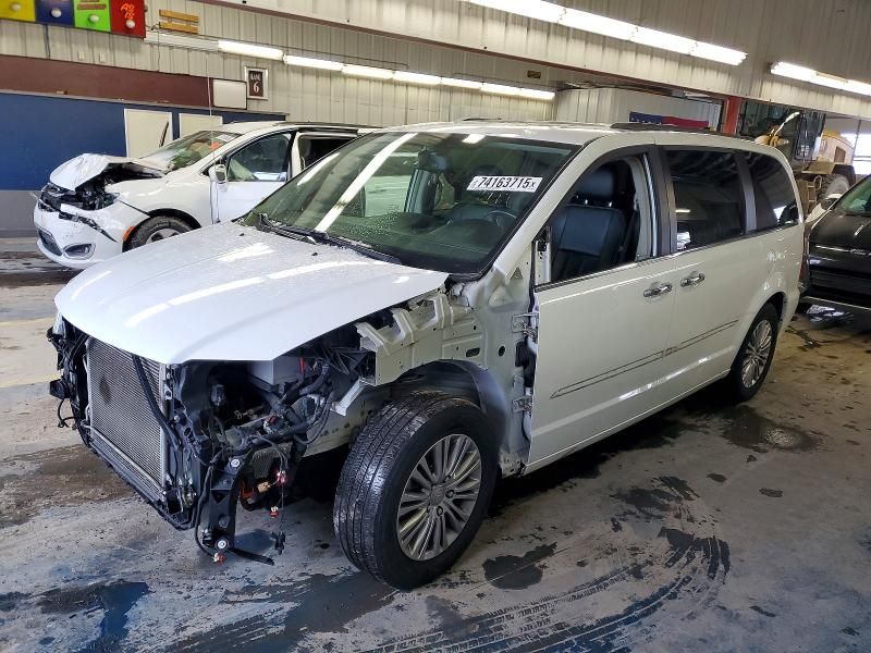 2014 Chrysler Town & Country Touring l