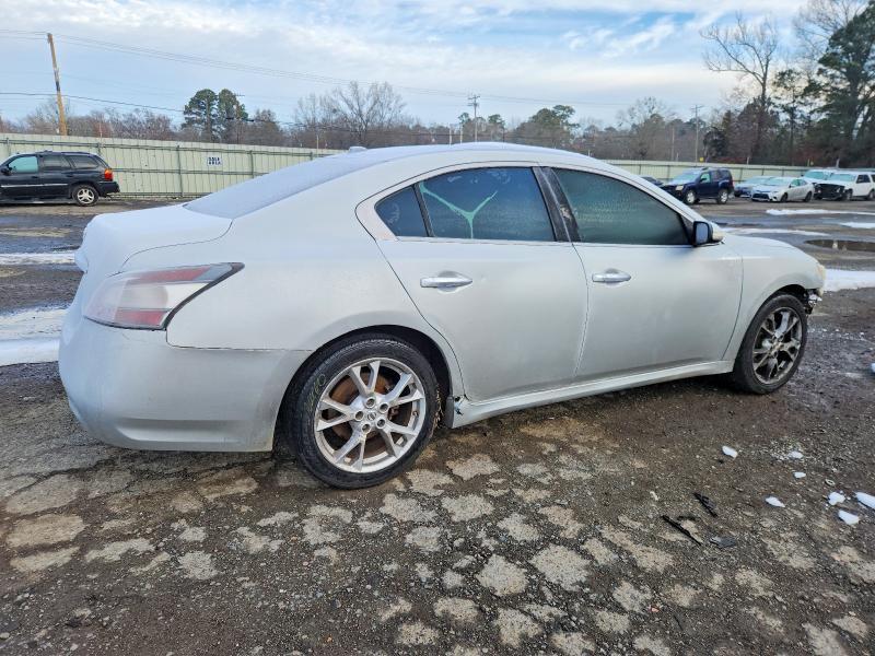 2014 Nissan Maxima s