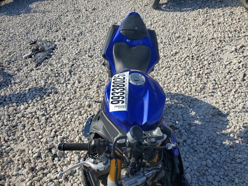 2013 Yama YZFR1