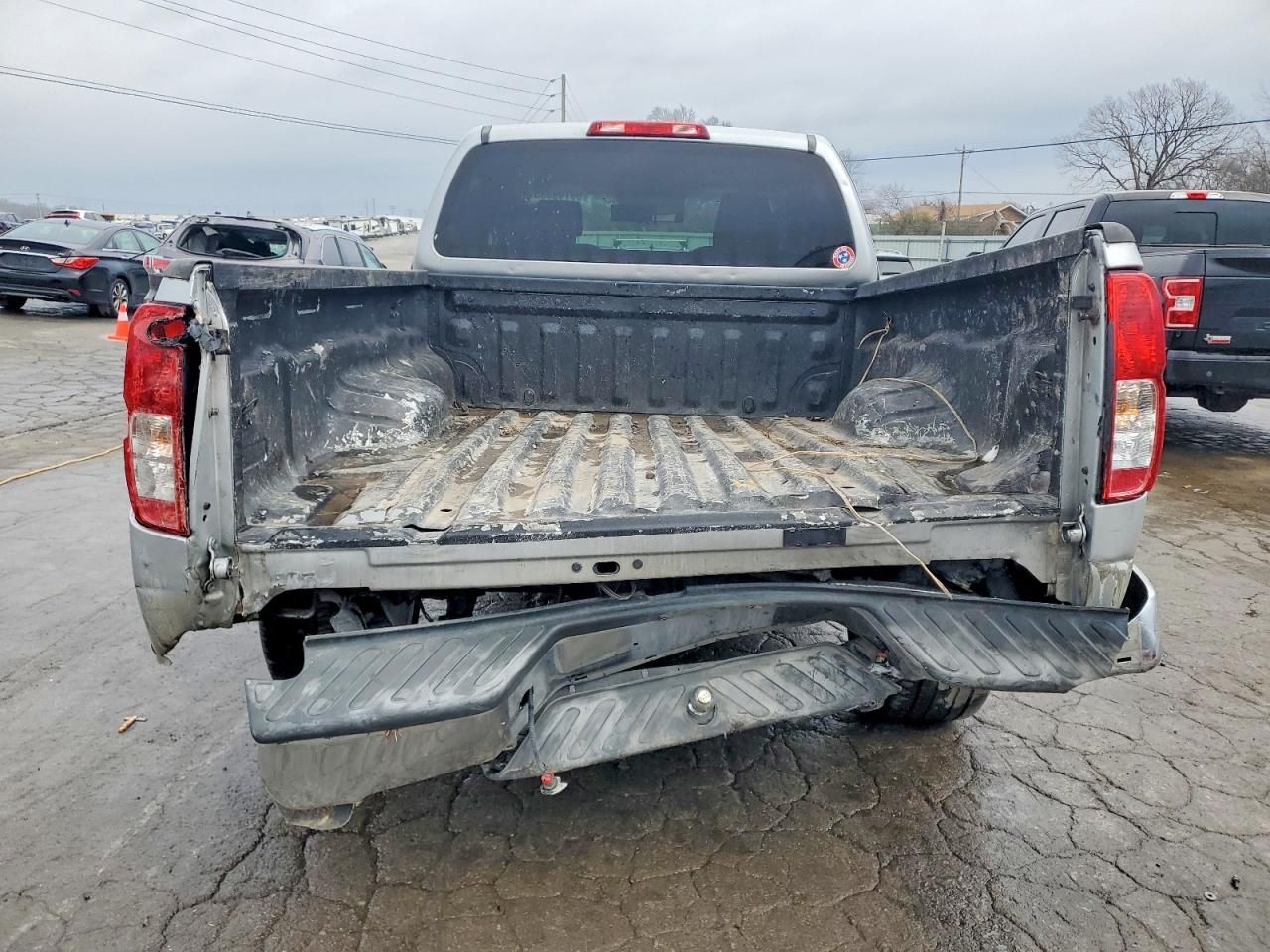 2014 Nissan Frontier s