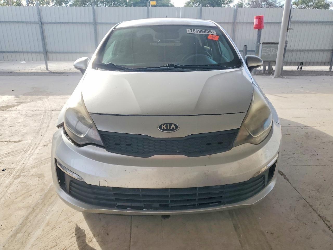 2017 KIA Rio lx