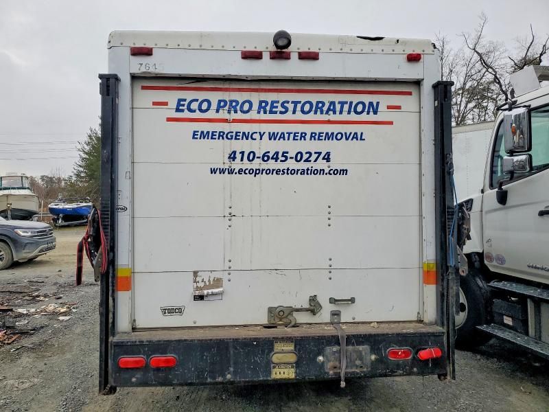 1997 GMC Savana box Truck