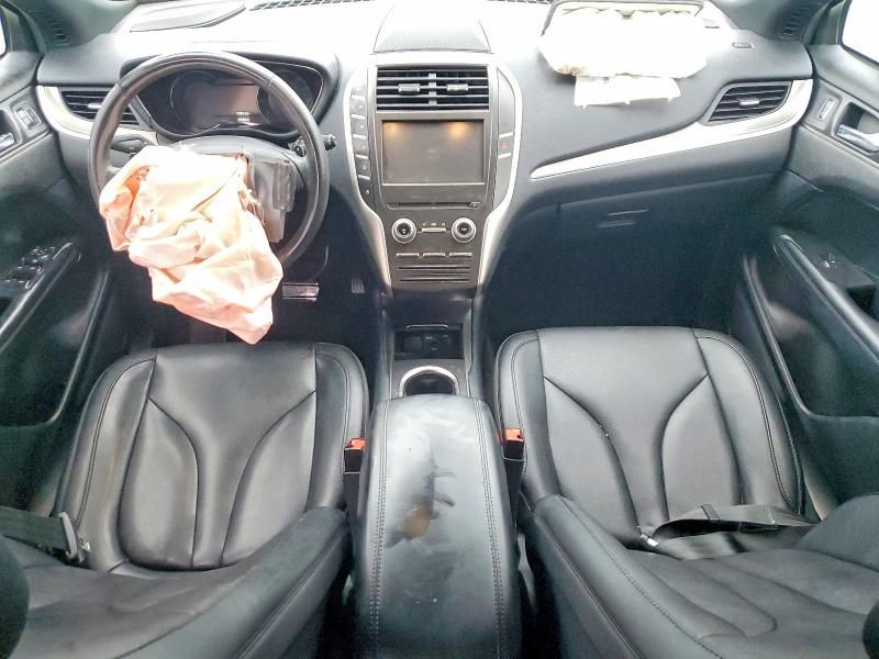 2015 Lincoln Townhouse MKC