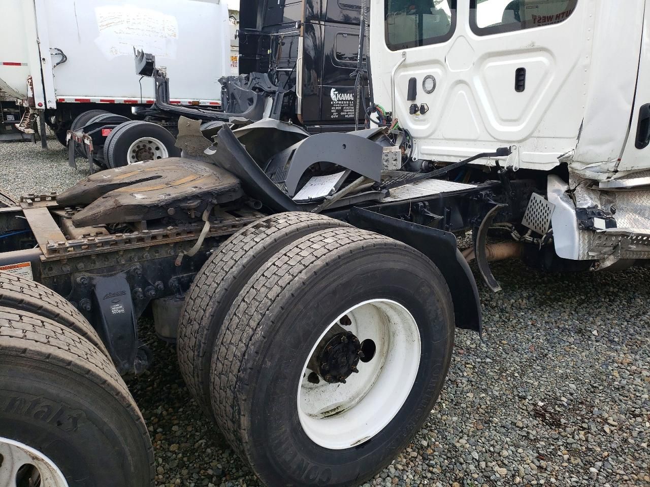2023 Freightliner Cascadia 126 Semi Truck