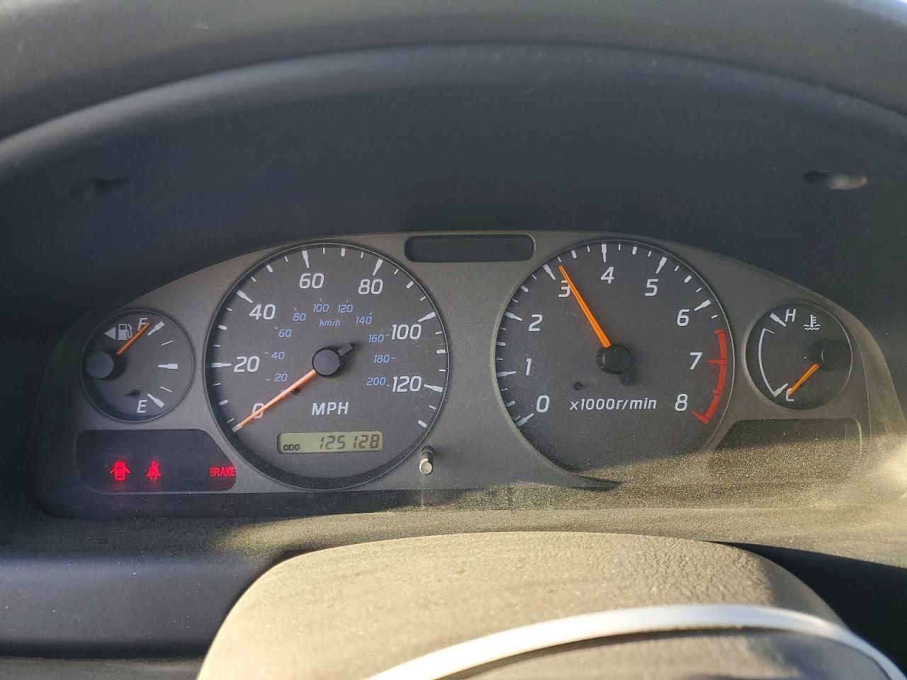 2002 Nissan Sentra gxe