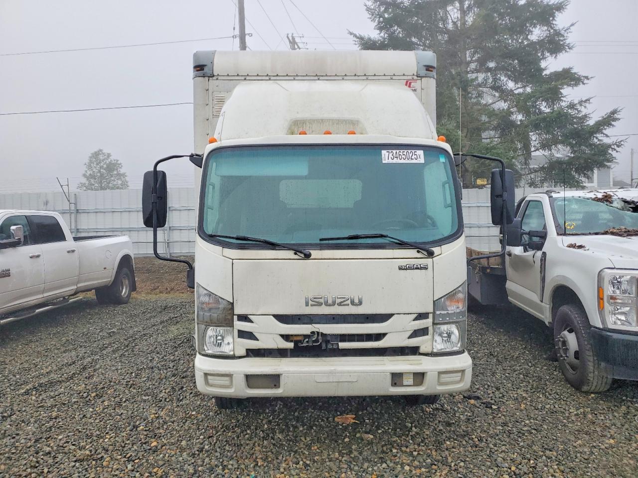 2016 Isuzu NPR BOX Truck
