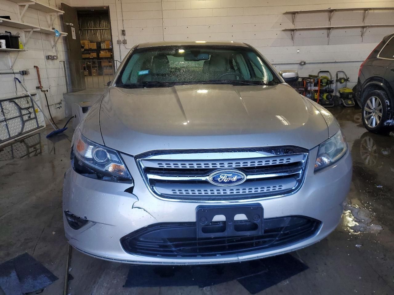 2010 Ford Taurus sel